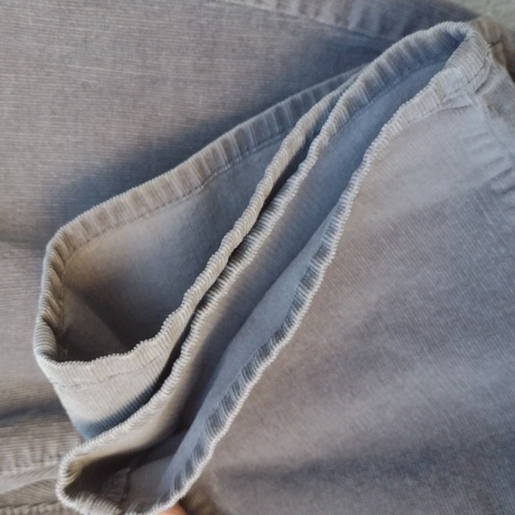 Old Navy Gray Stretch Corduroy Boot Cut Pants 8 - Picture 4 of 7